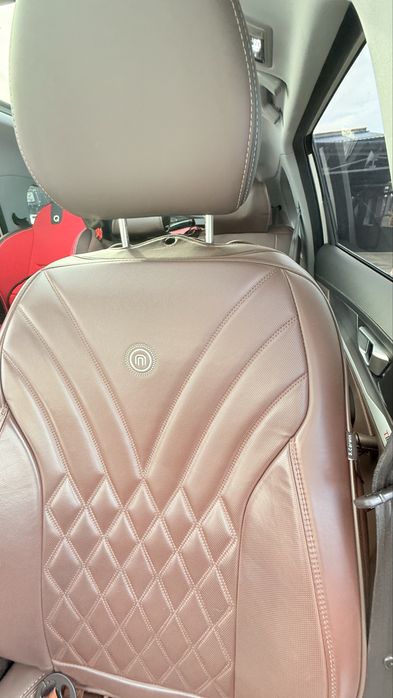 Чехлы на машину универсалиные