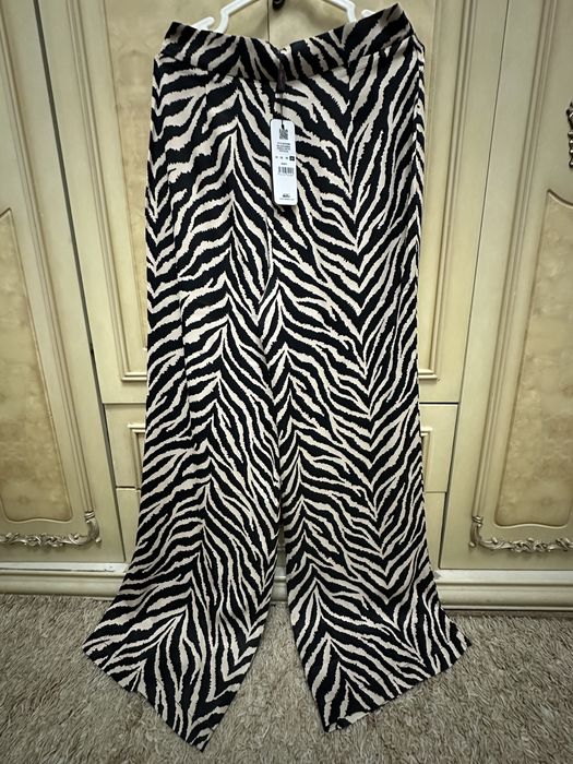 Костюм двойка.   .