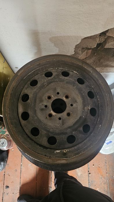 Продам шины с дисками