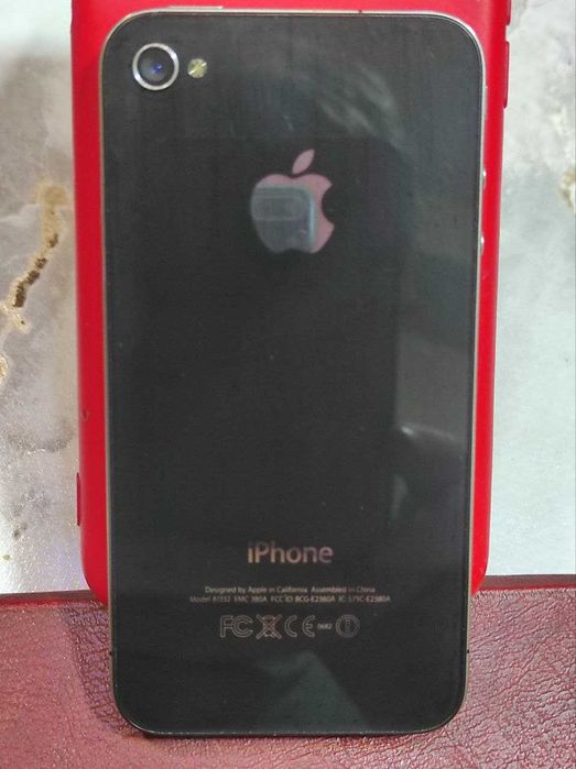 iPhone 4. В хорошем состоянии.ICLOUD чистый. IMEI надо регистрировать.