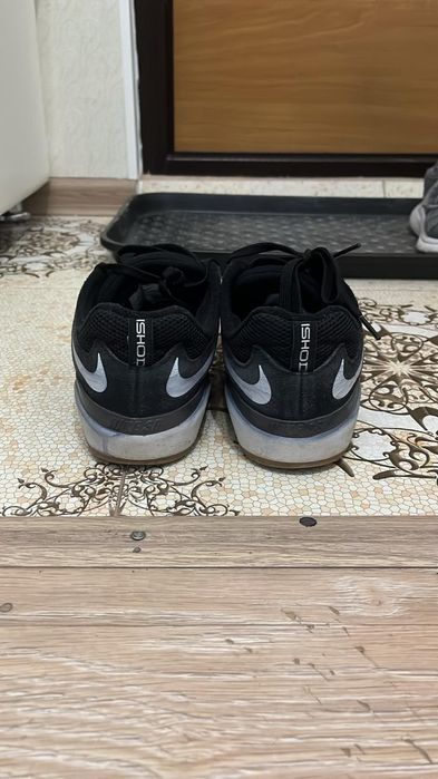 Продаю кроссовки "Nike" оригинал