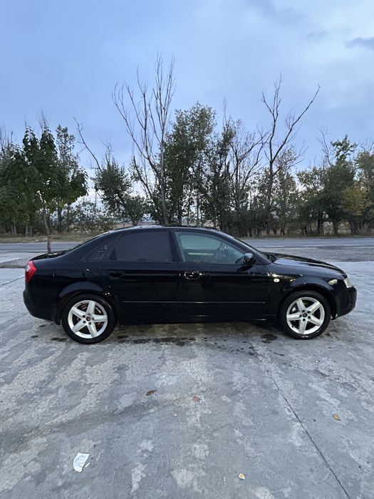 AUDI A4 2002 — imagine 2