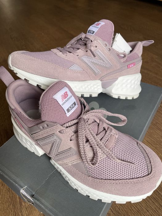 Маратонки new balance