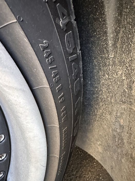 Продам диски с резиной.