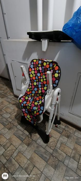 Детский стол для кормления в отличном состоянии