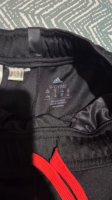 Оригинален детски анцуг Adidas Messi – нов (ръст 140)