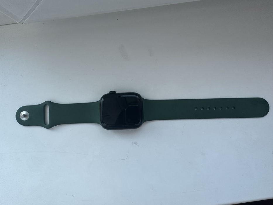 Apple watch 7 series 45 mm.