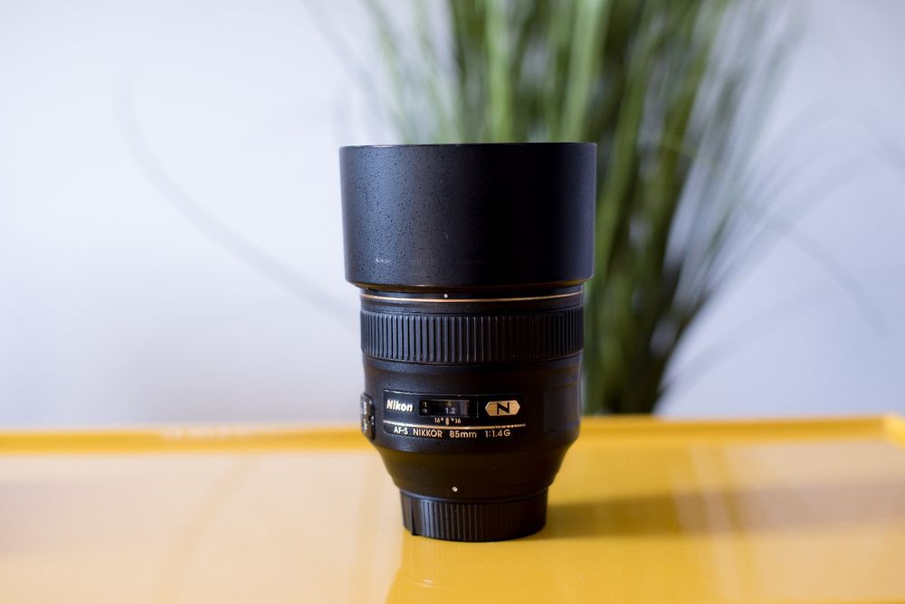 Obiectiv Nikon 85mm