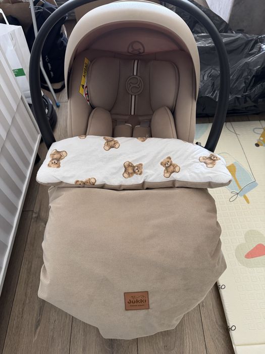 Стол за кола Cybex Cloud G i- Size с Isofix База G