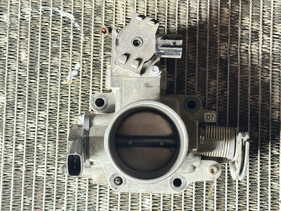 Дроссельные заслонка Мазда 626