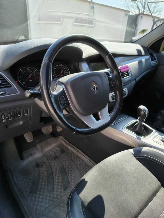 Renault  Laguna 3 2013