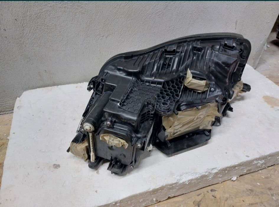 far dreapta original volkswagen touareg 761 cr7 led matrix beam