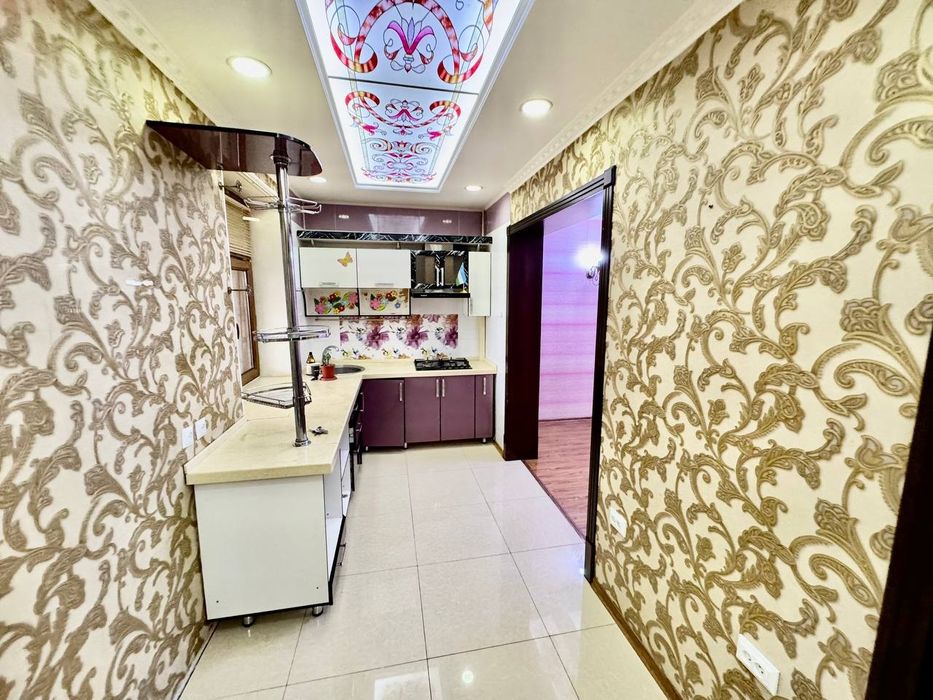 сдаётса под офис либа под бизнес яашнабдский рн 40 лет