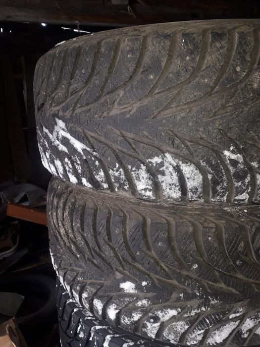 Продам зимнюю резину