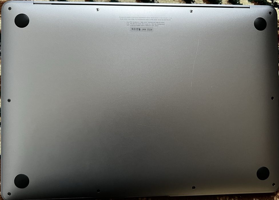Macbook M1 8GB 256 GB full