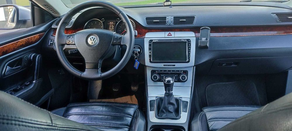 VW Passat CC Sportline 1.8 TSI Benzină 160 CP 2008