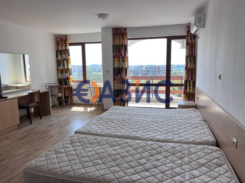 Продава се Едностаен апартамент в к.к. Слънчев бряг - 60 кв.м за 892 €/кв.м - Снимка #1