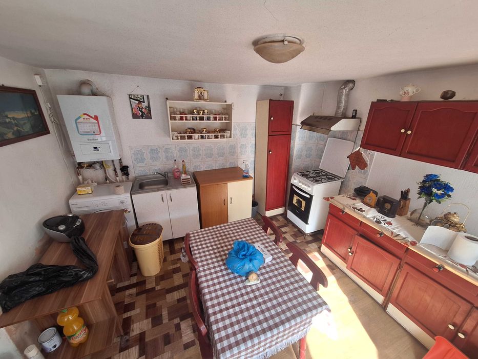 Vanzare casa Petelea 79 m²