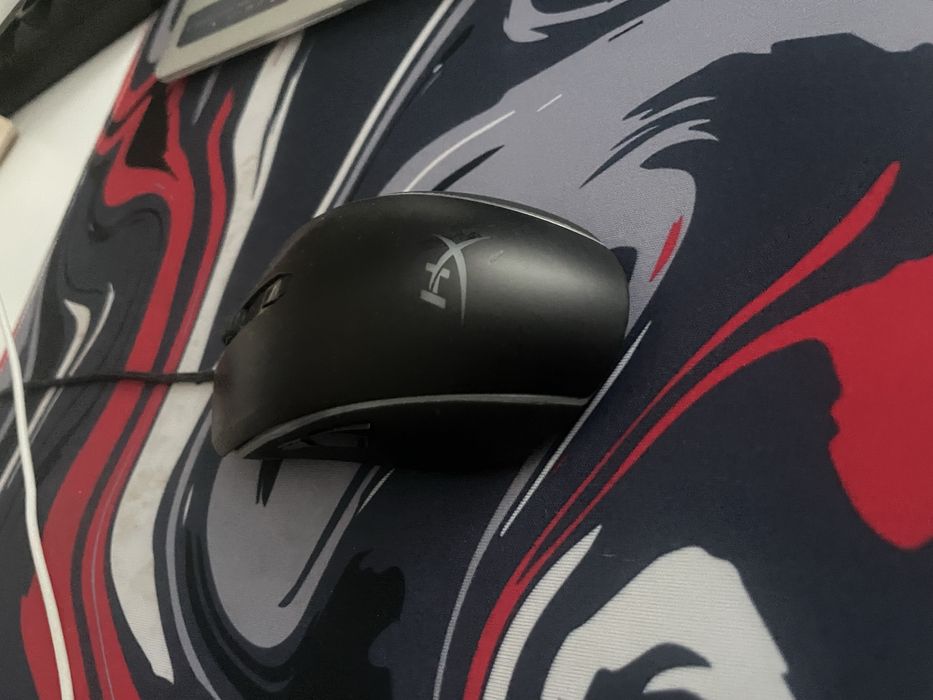 мышь HyperX Pulsefire Surge
