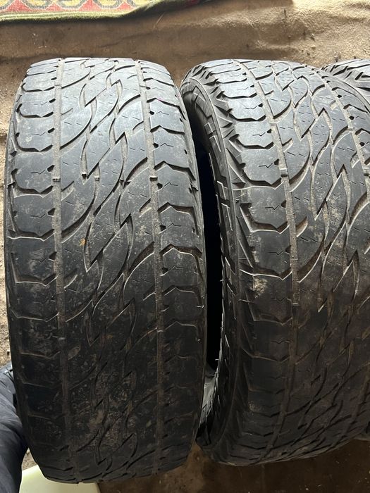 Продам шины летние 265/65/17