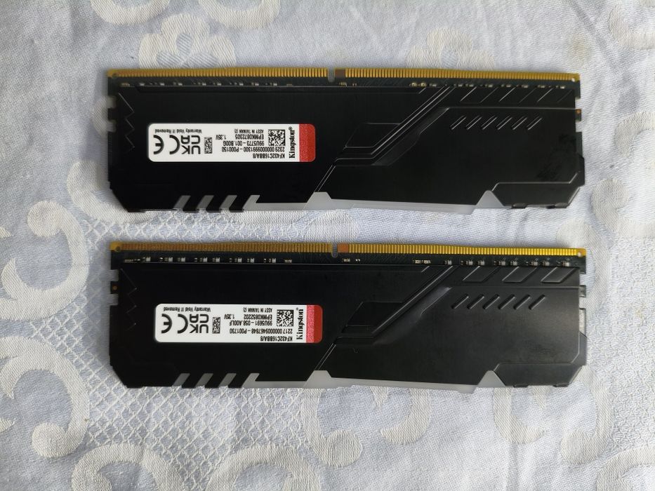 Обмен Продажа Kingston  8 Gb DDR4