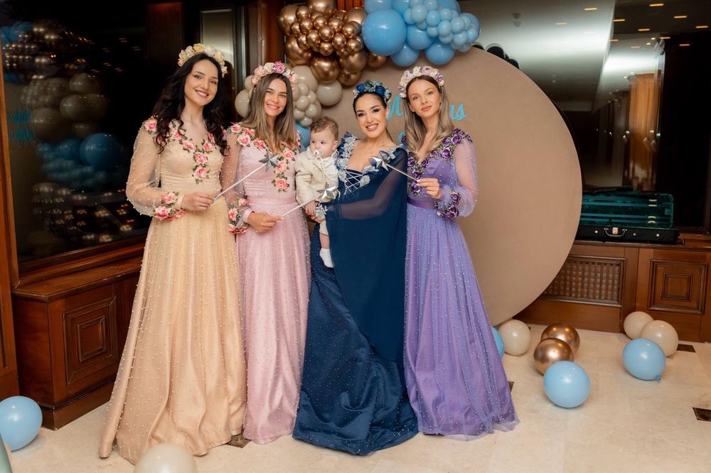 Hostess & ursitoare evenimente - nunti, botezuri