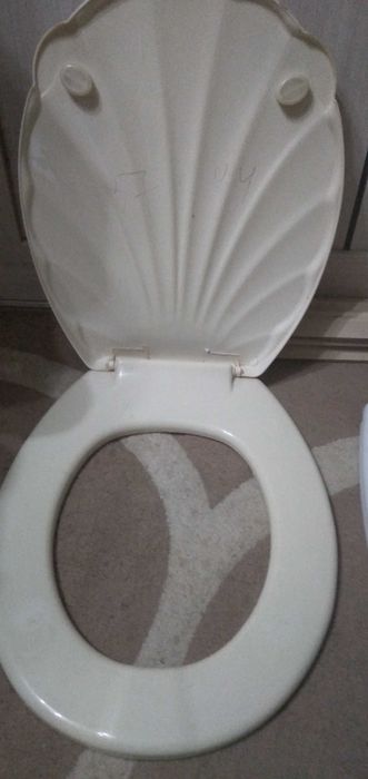 Сиденье,крышка для унитаза