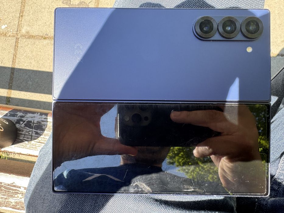 Samsung Z Fold 6