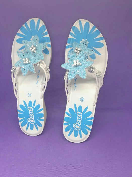 Стилни летни обувки, тип чехли