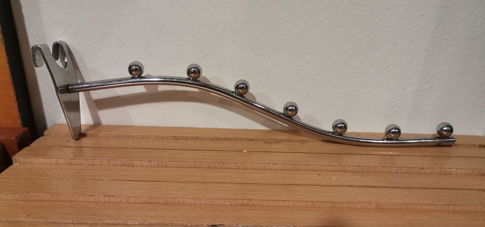 Търговско оборудване за магазин