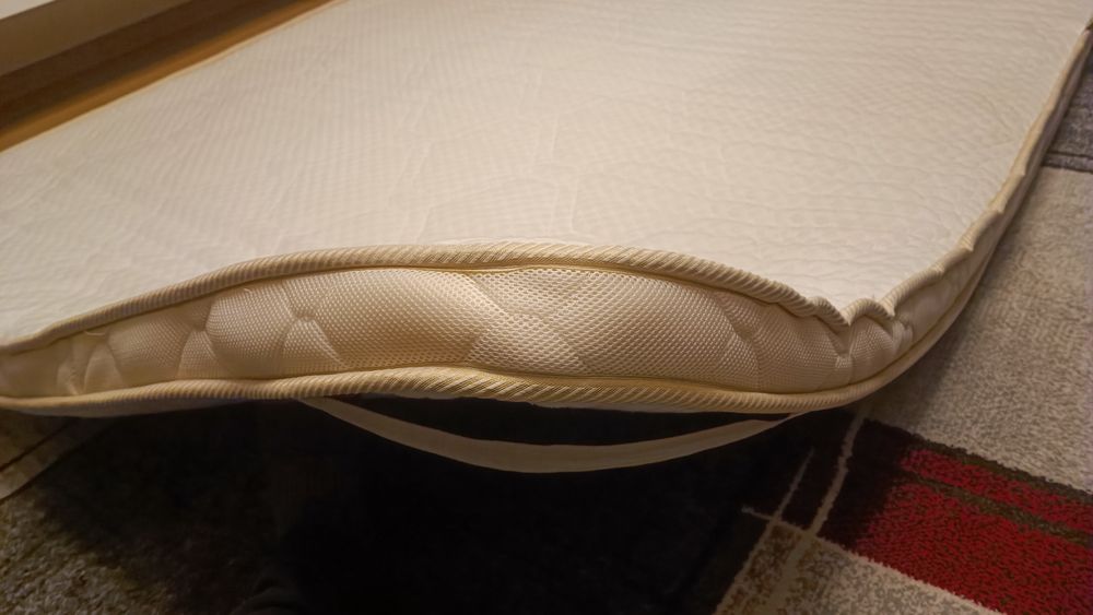 Топ матрак Ekotex HR Bubbles Gold, височина 8см