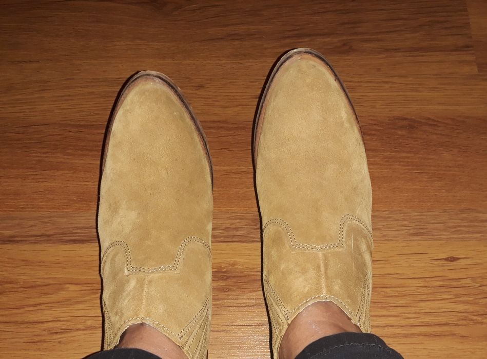 Botine din piele întoarsă Stradivarius