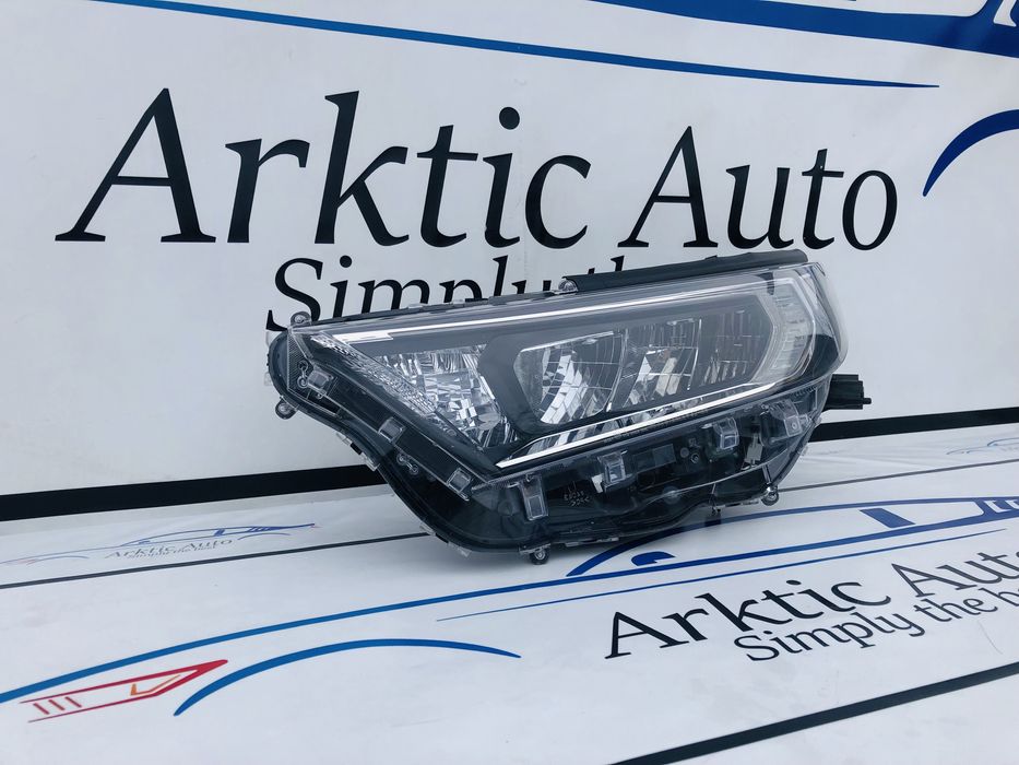 Far stânga Led Toyota Rav-4 după 2018 original