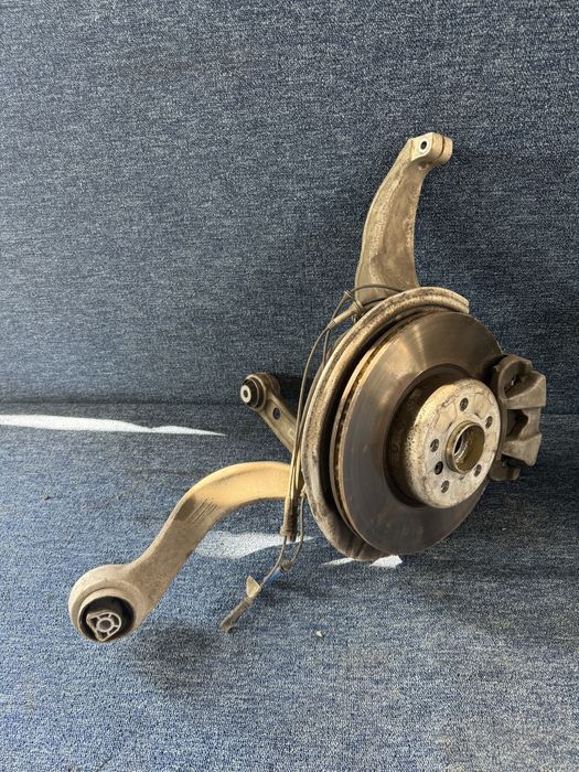 BMW G30 G31 G11 G12 XDrive Fuzeta fata dreapta stanga