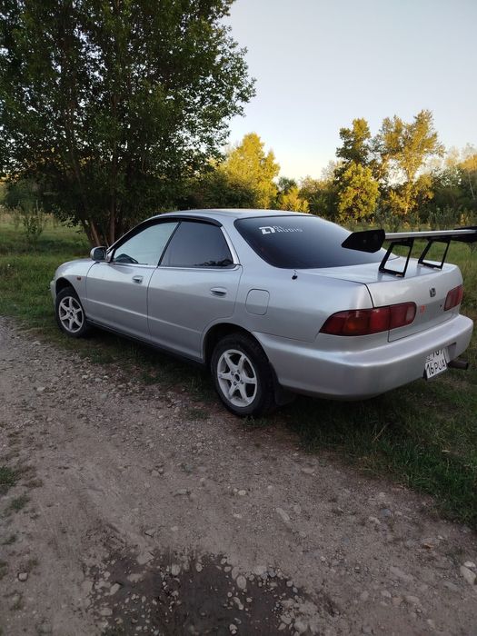 Продам Hondra integra