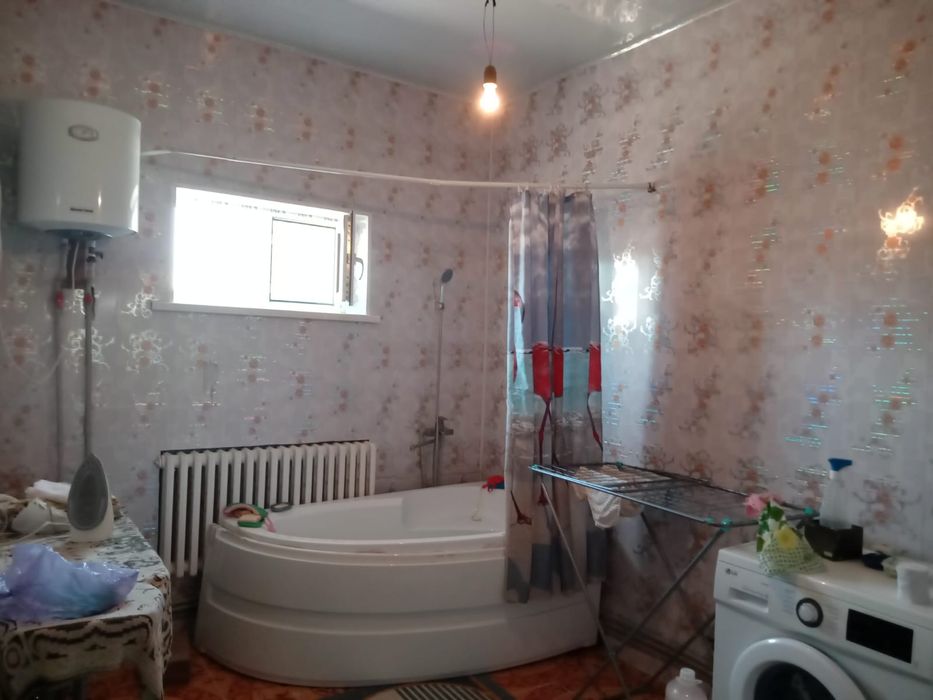 Продается дом с земельным участком