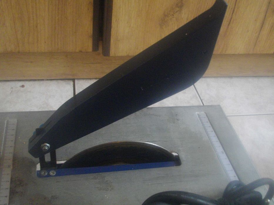 Ел.Машина Рязане Плочки 600W Einhell/3KW Строителен Ел.Отоплител Голям