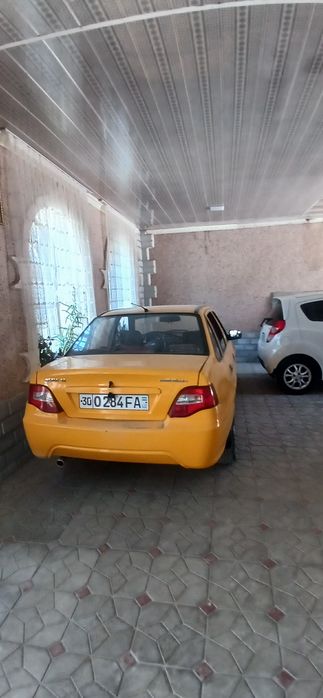 Sotiladi vikup yoki naxtga