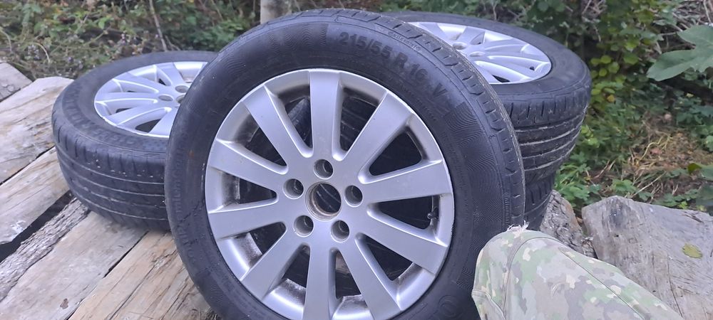 Vând jante aliaj R16