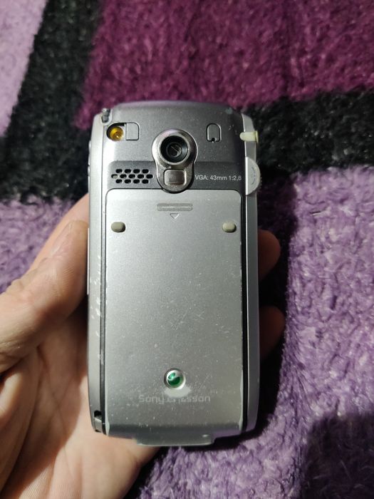 Vând Sony Ericsson P910I