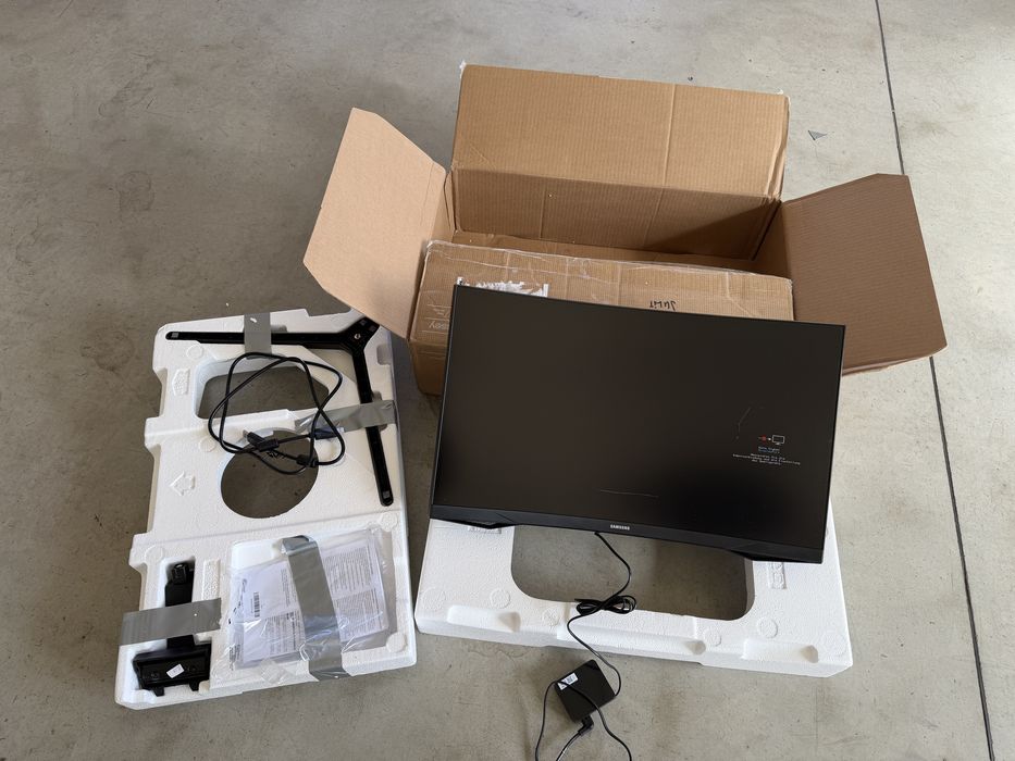 Samsung Odyssey G5 27