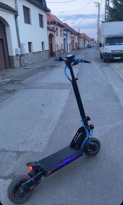 Trotineta kamikaze k1 45km/h  1800km 60km autonomie