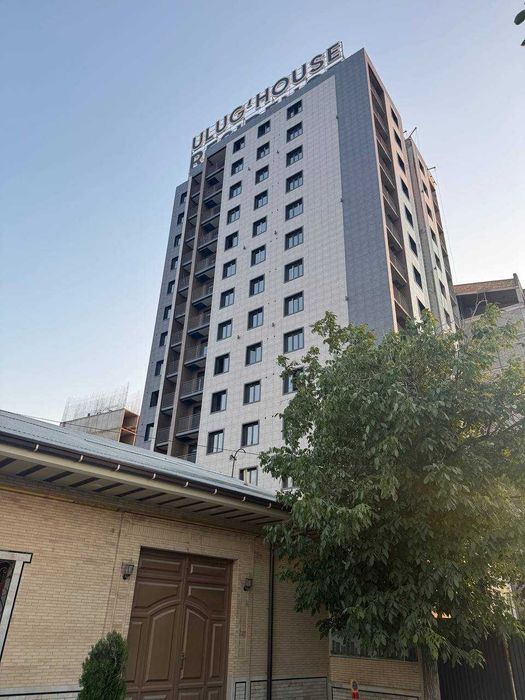 Yangi kvartira sotiladi 2 xonalik 81 kv. metr Pol podvali bilan birga
