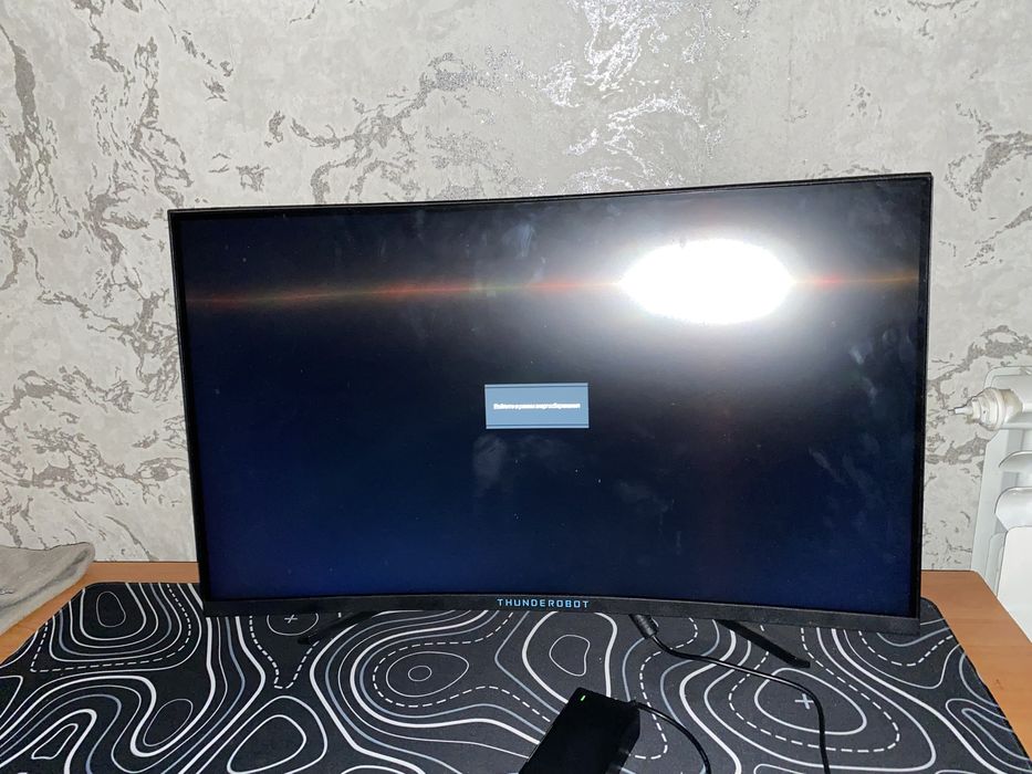продам монитор thunderobot