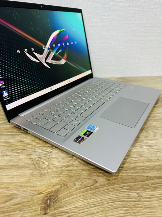 ASUS Ryzen 7-16 Ядерный+RTX3050 OLED дисплей Премиум игровой ноутбук