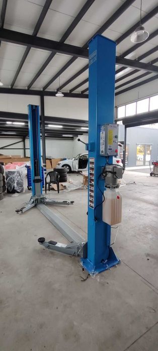 Подемник 4.2t TWIN BUSCH GERMANY. Топ цена. Лизинг