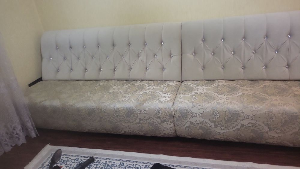 Продам диаан в отличном состояние