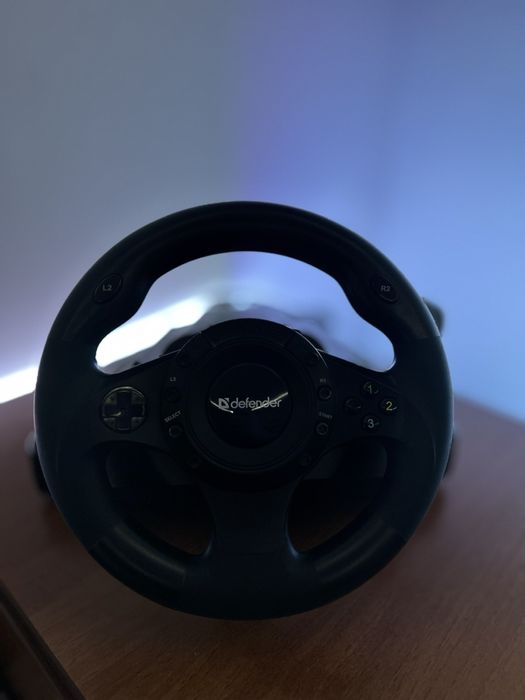 Продавам волан за геймърски игри