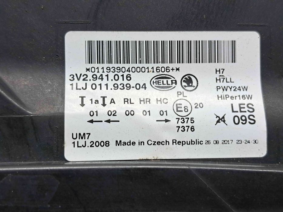 Far dreapta Skoda Superb III (3V3) [Fabr 2015-prezent] 3V2941016