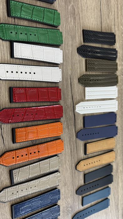 Продавам нови HUBLOT каишки от висококачествен каучук' и закопчаване